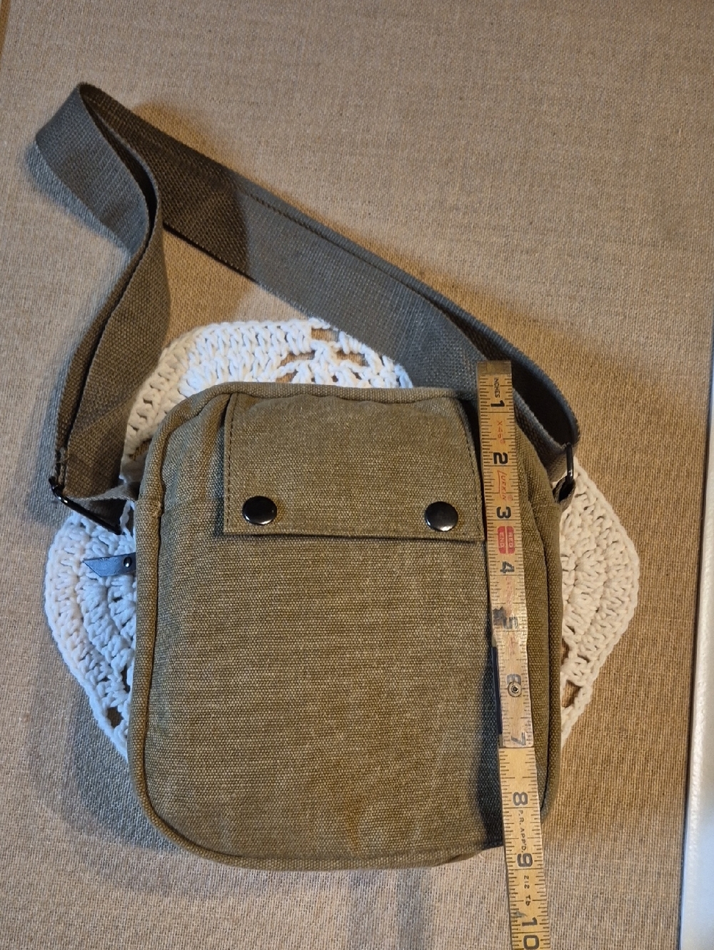 Small Messenger Canvas Crossbody and Shoulder Bag - Spacious - Durable - Picture 4 of 11